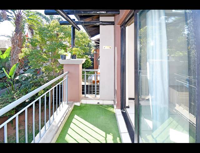 2 BEDROOM APARTMENT FOR SALE IN NOORDHANG